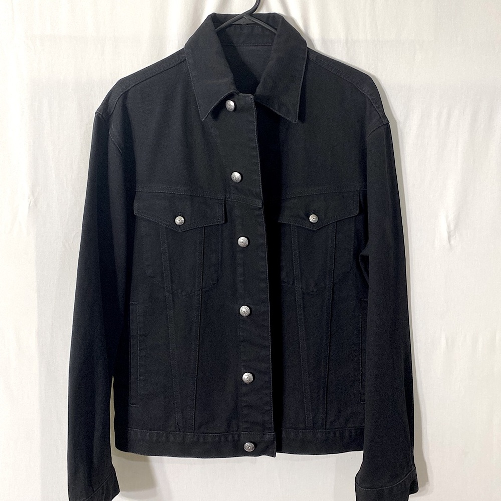 Versace Classic V2 Men’s Large Vintage Black Denim Jacket from 🇮🇹
